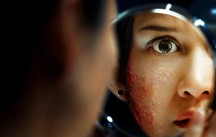 A normal woman su Netflix un thriller horror indonesiano sul culto dellapparire