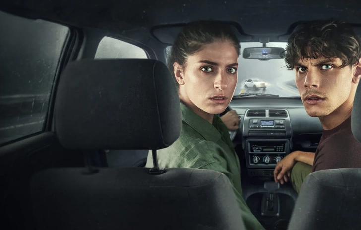 Rosa Elettrica una serie che prova a fuggire dai cliché riuscendovi a metà