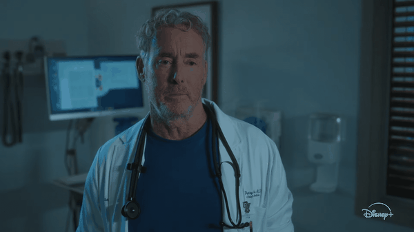 Scrubs, la recensione del revival: un ritorno solido, non indispensabile