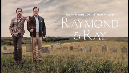 Raymond & Ray, recensione: i fratelli Ewan McGregor e Ethan Hawke fanno centro