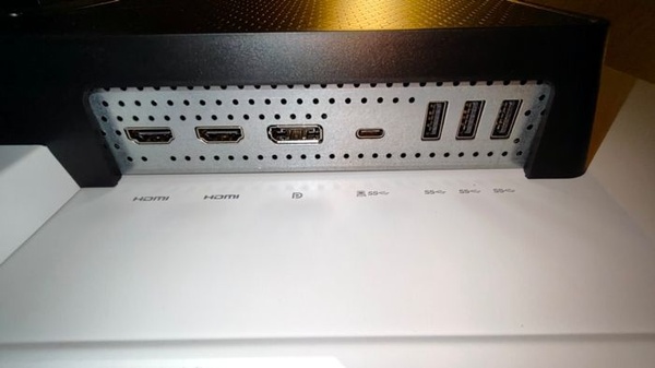 Lenovo Legion Pro 32UD-10, la recensione del monitor 4K OLED