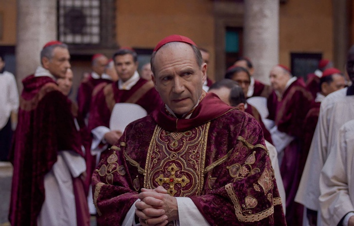 Conclave su Sky Cinema il thriller papale premiato agli Oscar debutta stasera