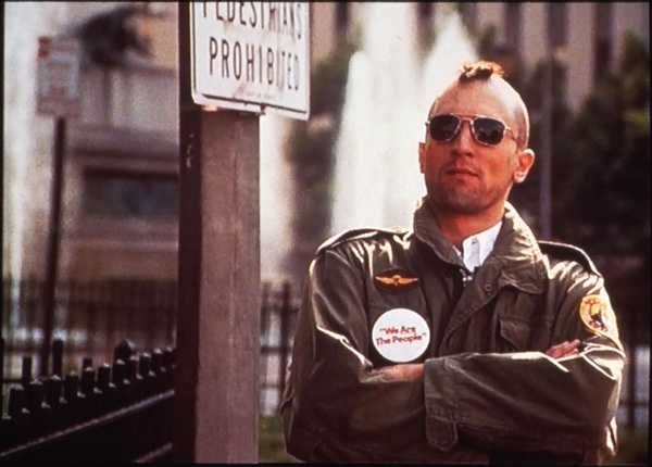 Taxi Driver: le tematiche, le interpretazioni, le polemiche. Omaggio a un film di culto
