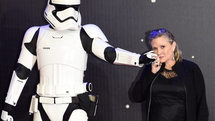 L'urna a forma di Prozac scelta da Carrie Fisher per le proprie ceneri