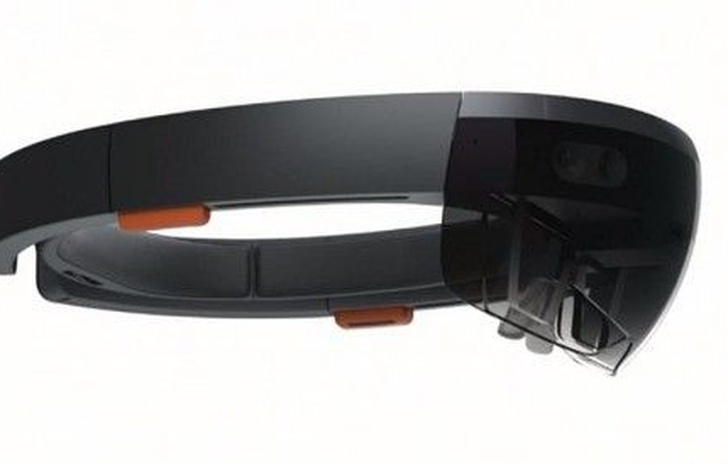 Hololens cè chi lha provato e riprovato