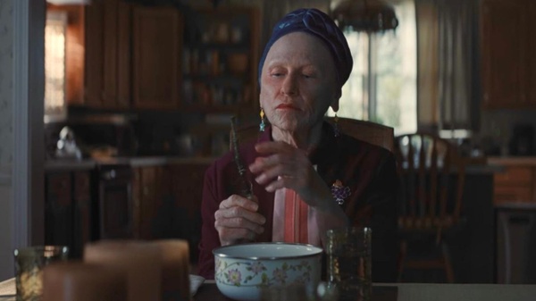 Weapons torna indietro - Si prepara il prequel su Gladys