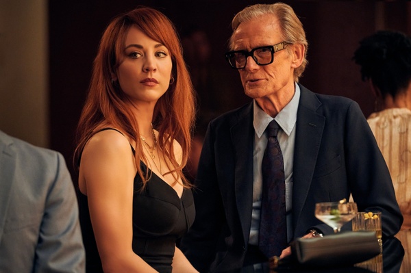 Gioco di ruolo: la recensione del film di Prime Video con Kaley Cuoco