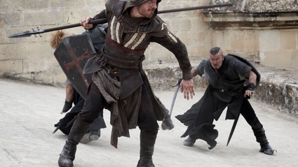 Due nuovi scatti per l'Assassin's Creed di Fassbender