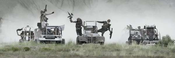 Mad Max con go-kart e paintball