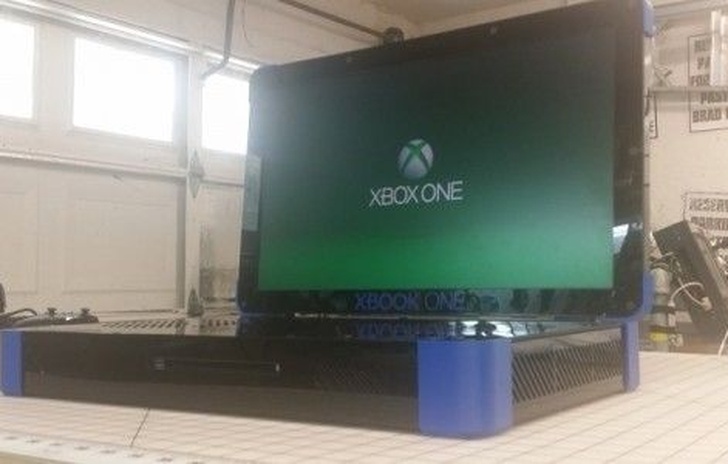 Xbook One Xbox One diventa laptop grazie a un modder