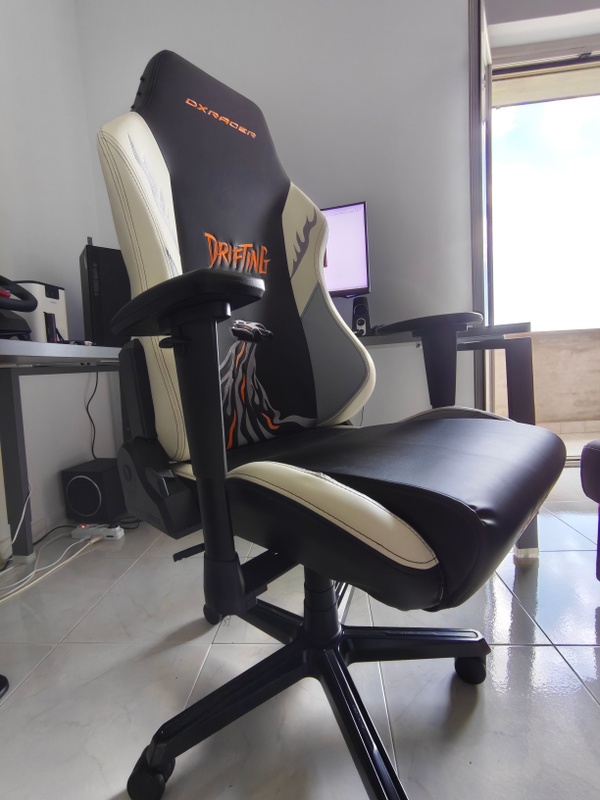 DXRacer Drifting, comfort ed ergonomia progettati per durare nel tempo 