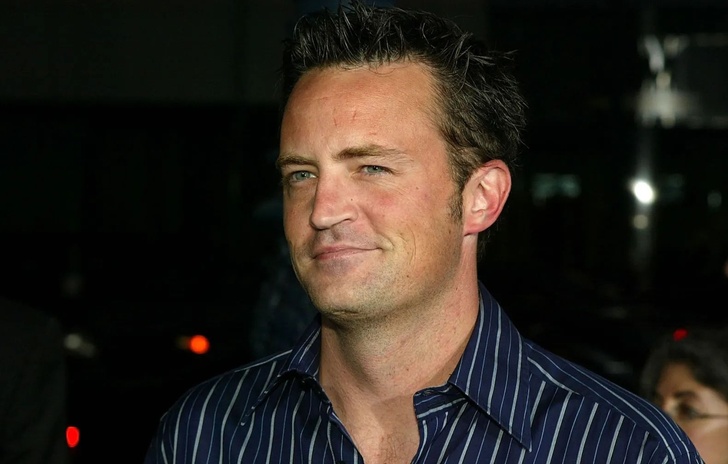 Matthew Perry è morto Il nostro ricordo di una vita di lotta solitaria