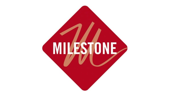 Milestone si rifa il look pixel dopo pixel