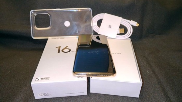 Realme 16 Pro+ - In prova lo smartphone con l