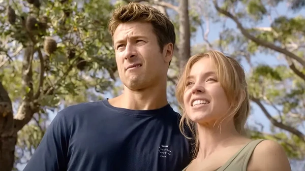 Da Twisters a Hit Man, il 2024 è l’anno di Glen Powell, la star che nessuno ha visto arrivare