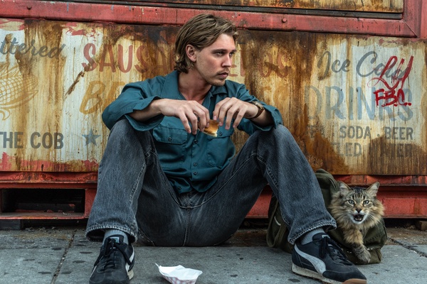 Caught Stealing regala il meglio del cinema e della New York anni 