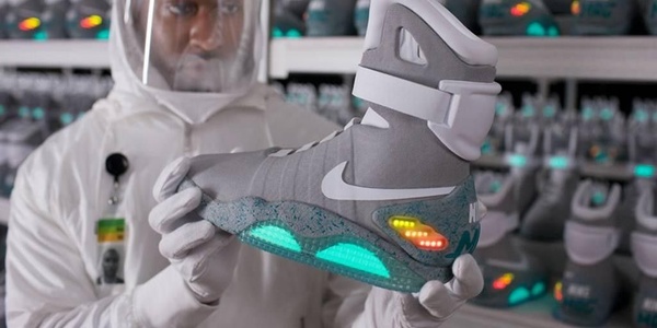 Le Nike Air MAG di Marty McFly presto in vendita