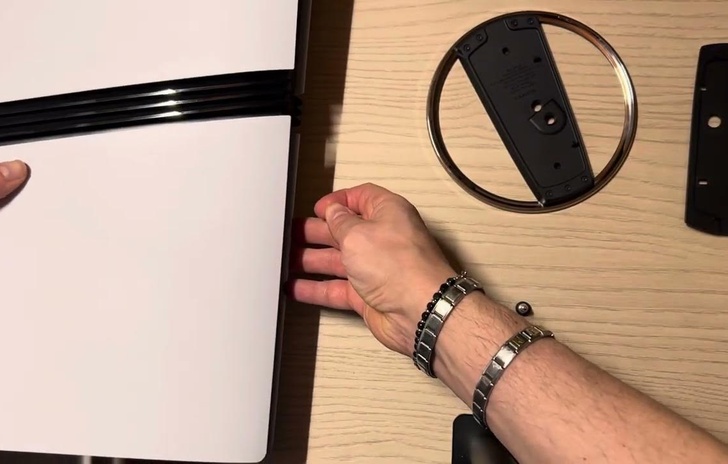PlayStation 5 Speciale accessori ecco Vertical Stand e Disc Drive con tutorial