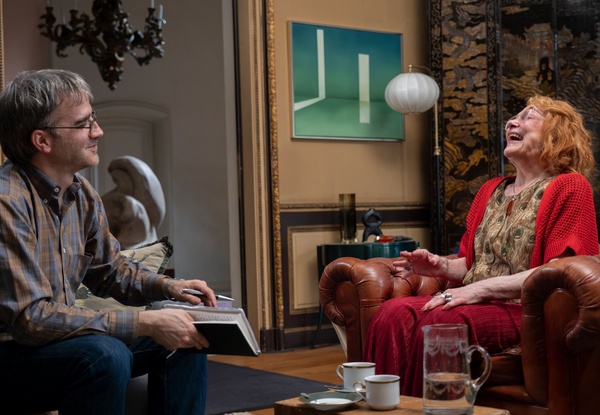 27 notti: una storia vera riletta in forma di tragicommedia 