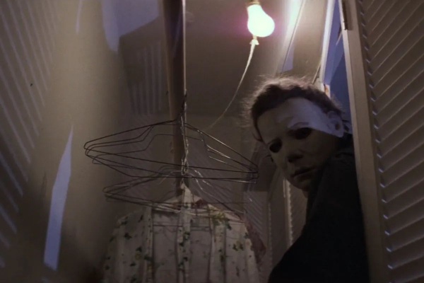 Nel 45° anniversario di Halloween di John Carpenter, scopriamo insieme la genesi di Michael Myers