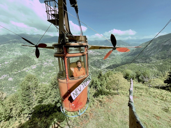 Gondola: la recensione del film che racconta l