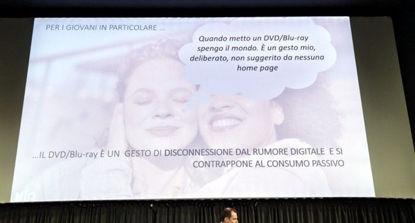 Univideo - Il lusso di essere disconnessi e la cultura del fisico