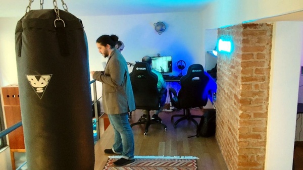 Speciale Nacon House – Per chillare con gli amici e divertirsi