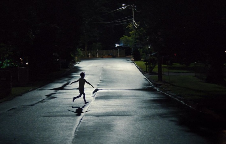 Weapons Trailer trama e cast del nuovo horror di Zach Cregger