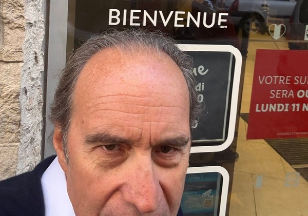 Il presidente di Iliad accetta la sfida di un gamer arrabbiato, ma...