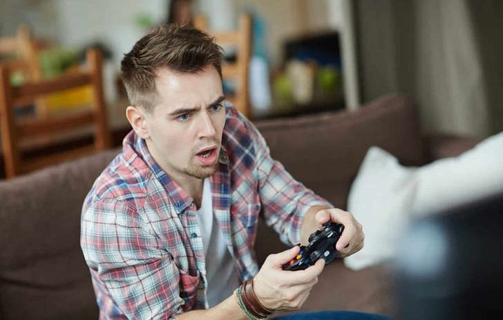 Gli rubano in casa non se ne accorge perché gioca alla PlayStation