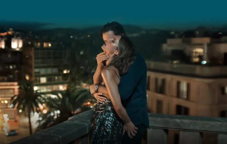 Fall for me un patinato e gratuito erotismo sotto il sole di Maiorca