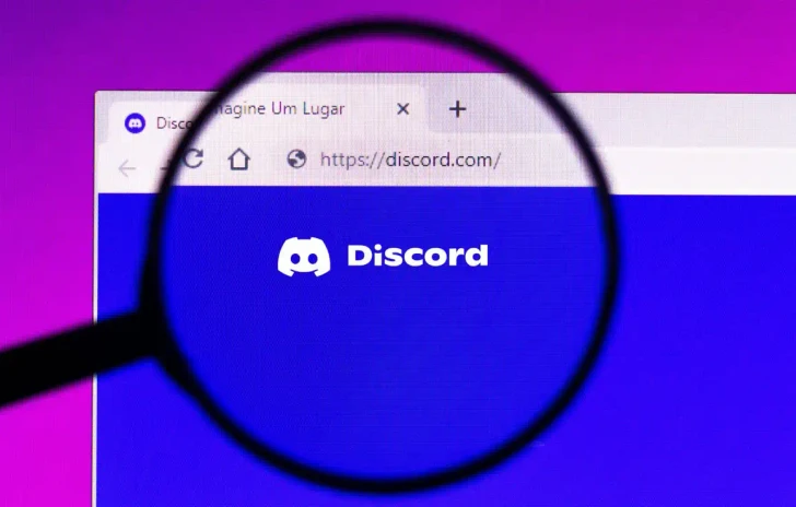 Discord lotta ai Bot che minano dati