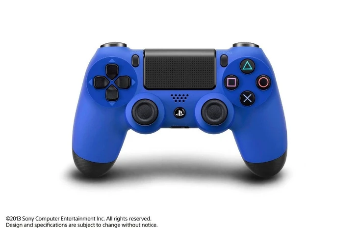 Il DualShock 4 si tinge di Blu