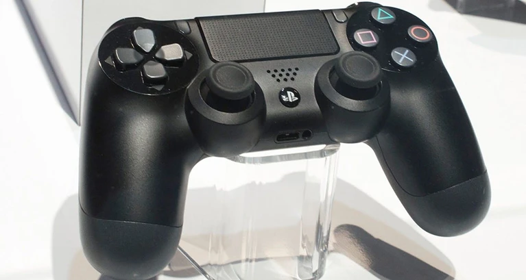 PS3 supporta il dualshock 4 anche in wireless