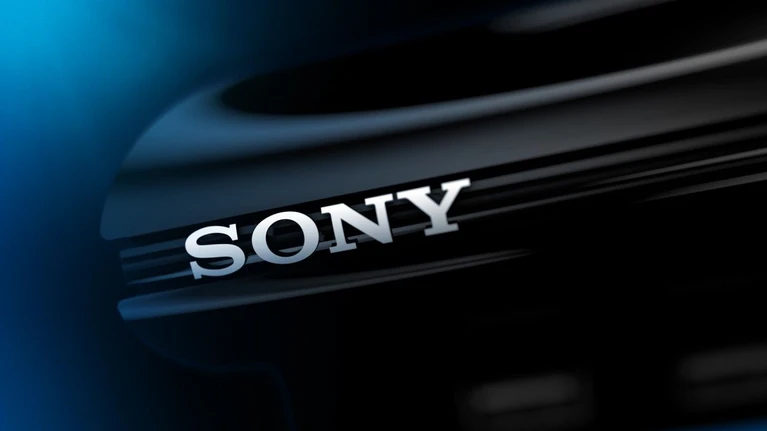 Sony tradita dagli smartphone finanze in calo ma PS4 è una garanzia