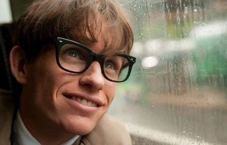 Una featurette per il biopic su Stephen Hawking