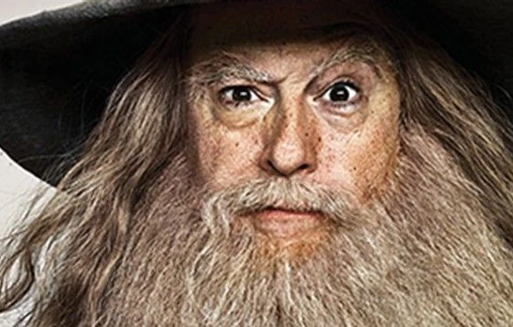 Stephen Colbert si traveste da Bilbo Legolas e Gandalf