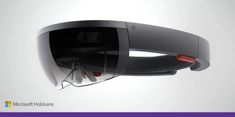 Il nuovo visore per la realtà aumentata di Microsoft si chiama Hololens