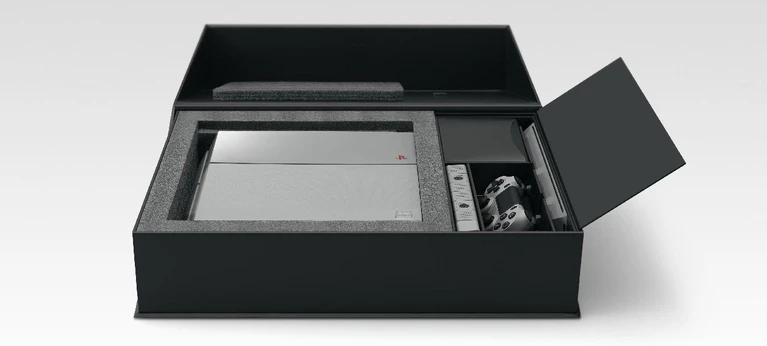 PS4 Anniversay in vendita per gli utenti Plus