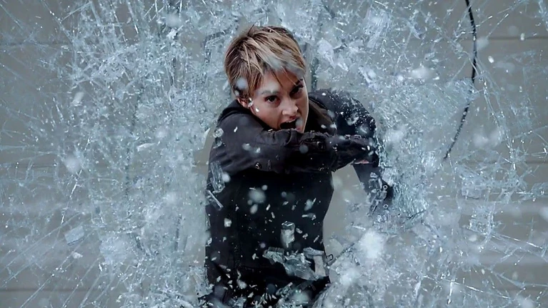 Una clip in italiano e due tracce dalla colonna sonora di Insurgent
