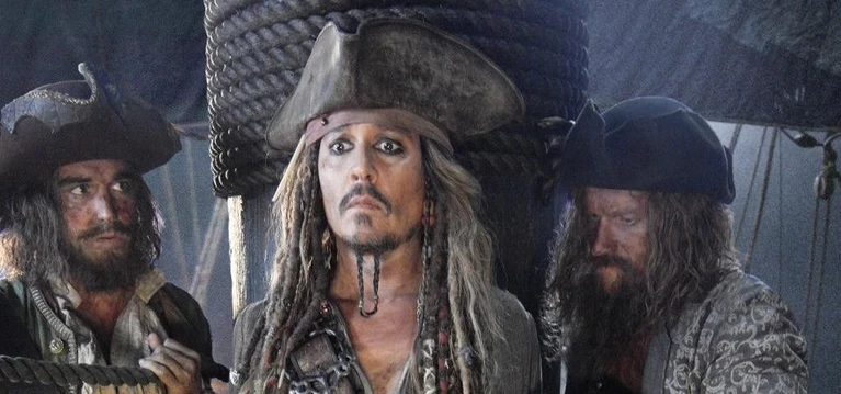 Johnny Depp è di nuovo sul set Ecco il primo scatto per Pirati dei Caraibi 5