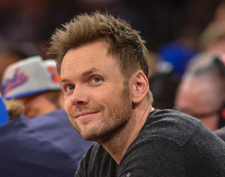 Da Community al nuovo XFiles Joel McHale entra nel casto del revival