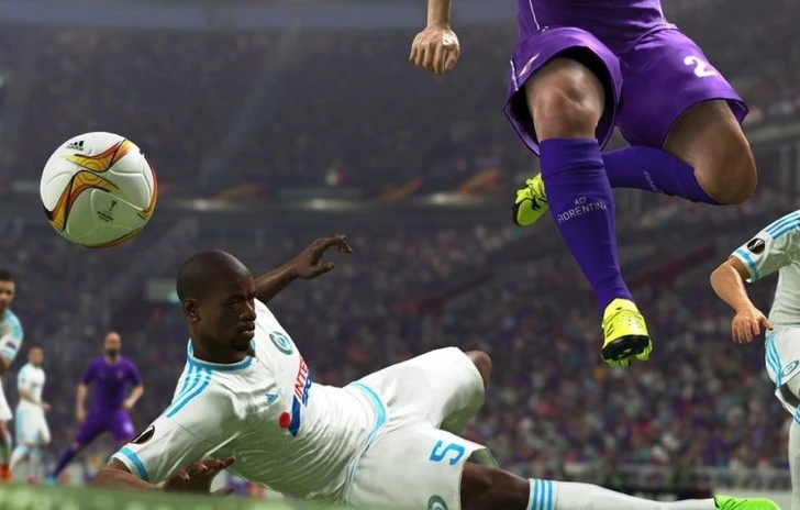 PES 2016 delinea due update tra cui le formazioni