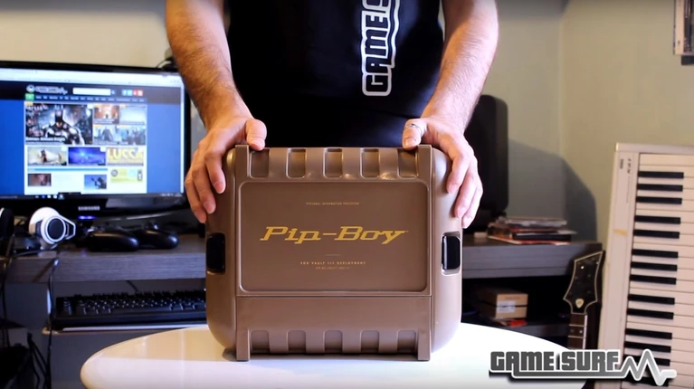 Fallout 4 La redazione di Gamesurf unboxa la PipBoy Edition