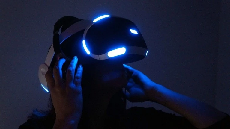 Analisti volume daffari della realtà virtuale e prezzo di PS VR