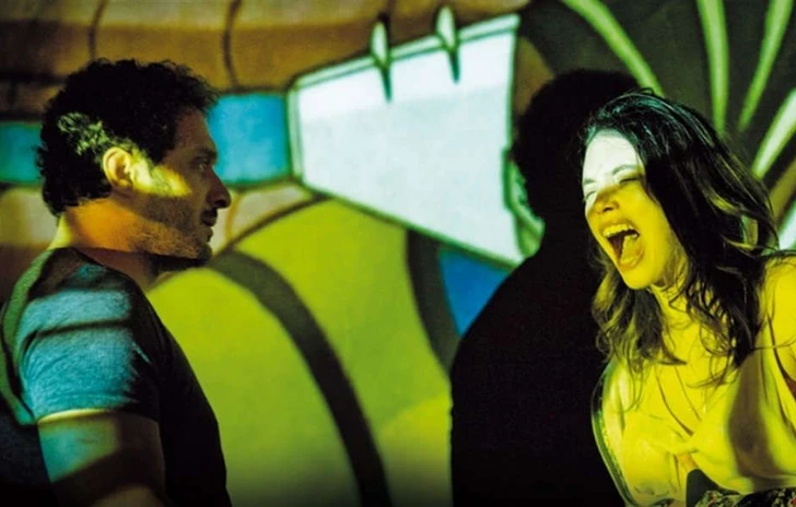 Un regalo speciale per le donne che oggi andranno a vedere Lo Chiamavano Jeeg Robot