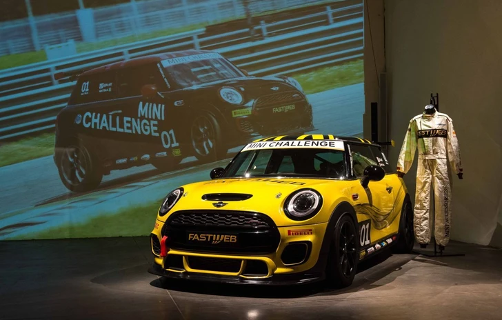 Xbox corre in pista al MINI Challenge 2016