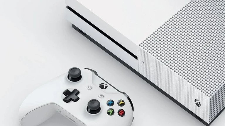 La Xbox One S da 2TB anticipa