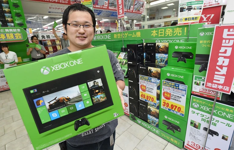 Ennesimo calo di prezzo Xbox One in Giappone