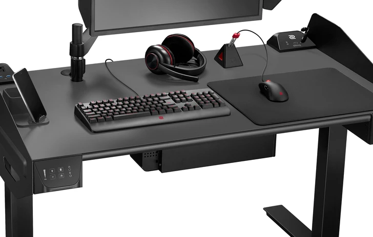 Da BenQ una scrivania per gli hardcore gamers